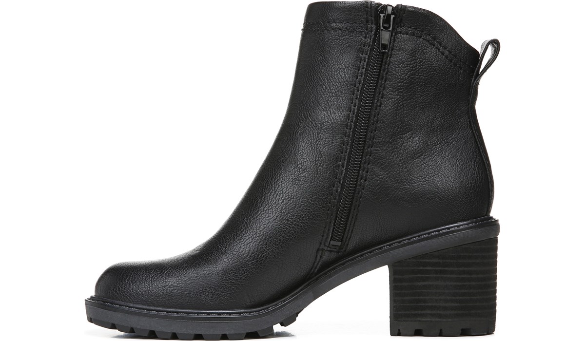 zodiac women's greyson block heel boot